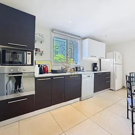 Appartement 2-bedroom - Sleeps 4 - Sea View