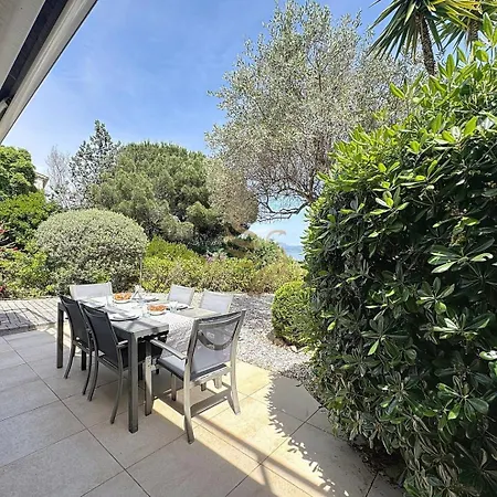 Apartamento 2-bedroom - Sleeps 4 - Sea View *