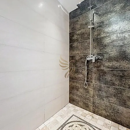 2-bedroom - Sleeps 4 - Sea View Fréjus