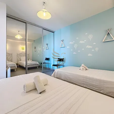 2-bedroom - Sleeps 4 - Sea View * Fréjus