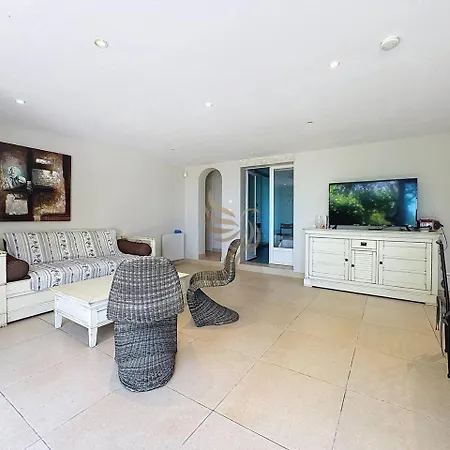 Sea View Garden Vue Mer, Jardin Terrain Petanque Appartement *