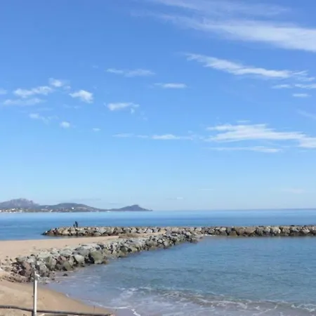 Sea View Garden Vue Mer, Jardin Terrain Petanque Appartement Fréjus