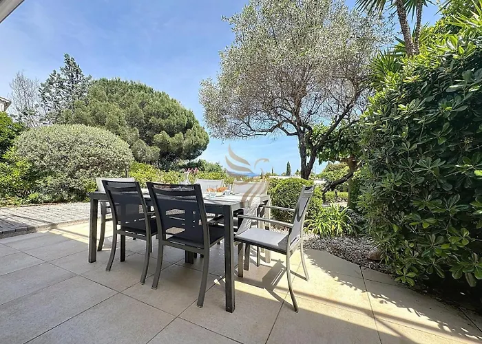 2-bedroom - Sleeps 4 - Sea View Fréjus
